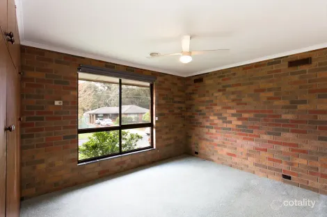 Property photo of 5 Hermitage Avenue Mount Clear VIC 3350