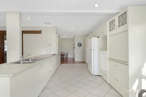 Property photo of 2 Scarborough Street Scarness QLD 4655
