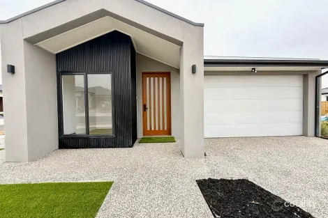 33 Masaya Ave, Truganina, VIC 3029