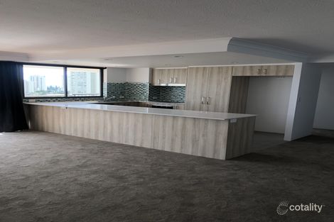 61/18 Commodore Dr, Surfers Paradise, QLD 4217