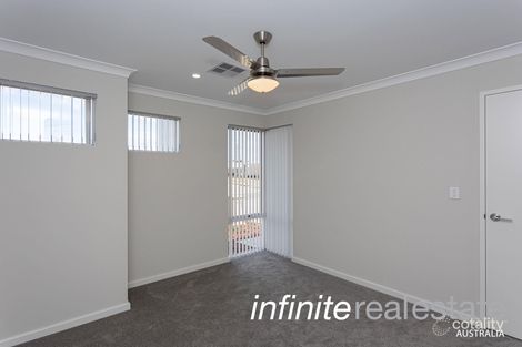 Property photo of 52 Tasman Crescent Mandogalup WA 6167