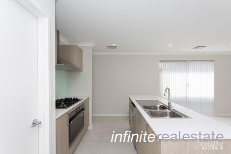 Property photo of 52 Tasman Crescent Mandogalup WA 6167