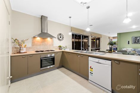 Property photo of 33 Hartsmere Drive Berwick VIC 3806