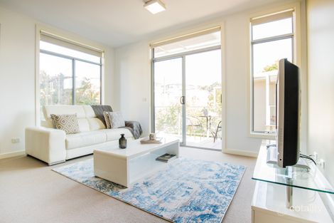 Property photo of 33/1245 Burke Road Kew VIC 3101