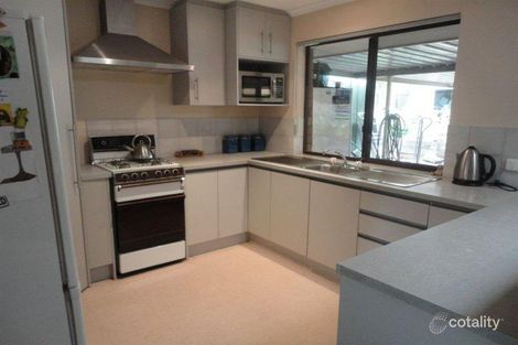 Property photo of 8 Commodore Court Morphett Vale SA 5162
