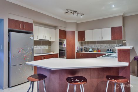 Property photo of 3 Beerwah Street Pacific Pines QLD 4211