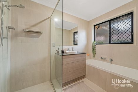 Property photo of 4 Castlewellan Circuit Warner QLD 4500