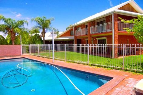 Property photo of 5 Amadeus Place Desert Springs NT 0870