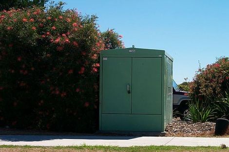 77f Towncentre Dr, Thornlie, WA 6108