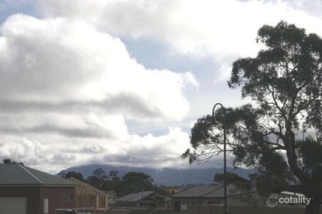 Property photo of 8 Choice Place Gisborne VIC 3437