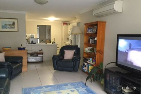 Property photo of 44 Ripon Way Macquarie Hills NSW 2285