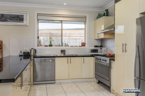 Property photo of 2/17A Trisha Drive Rowville VIC 3178