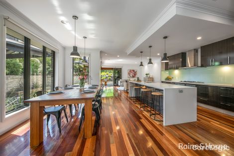 Property photo of 14 Earlington Crescent Sunbury VIC 3429