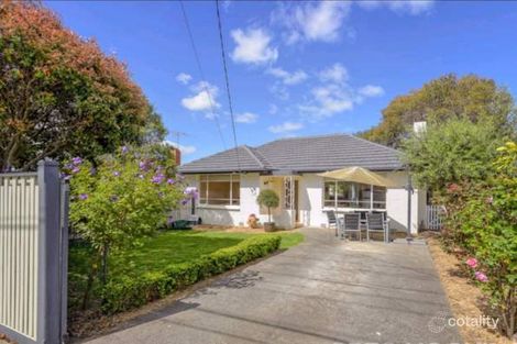 2 Follett Rd, Cheltenham, VIC 3192