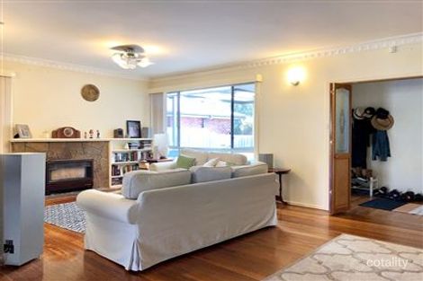 Property photo of 32 Liddesdale Avenue Frankston South VIC 3199