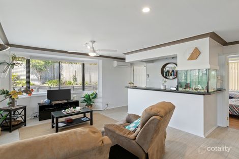 Property photo of 41 Dehavilland Circuit Hamlyn Terrace NSW 2259