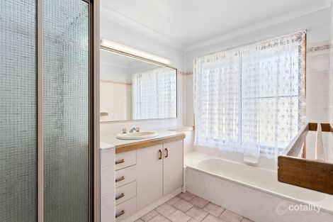 Property photo of 1 Hillview Court Top Camp QLD 4350