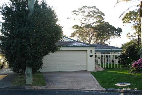 Property photo of 30 Berry Avenue Green Point NSW 2251