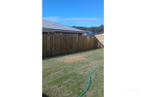 Property photo of 2 Bristlebird Circuit Forest Glen QLD 4556