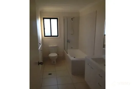 Property photo of 5 Brodie Drive Gracemere QLD 4702