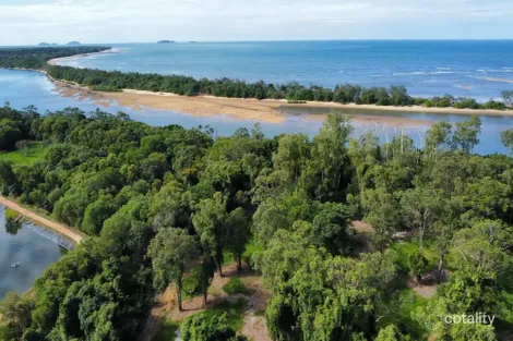Property photo of 56 Fig Tree Beach Road Midgeree Bar QLD 4852