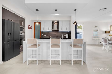 Property photo of 22 Renoir Crescent Forest Lake QLD 4078