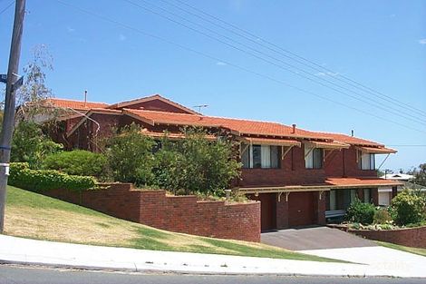 54 Peasholm St, Scarborough, WA 6019