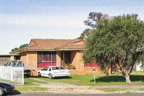 13 Triten Ave, Greenfield Park, NSW 2176