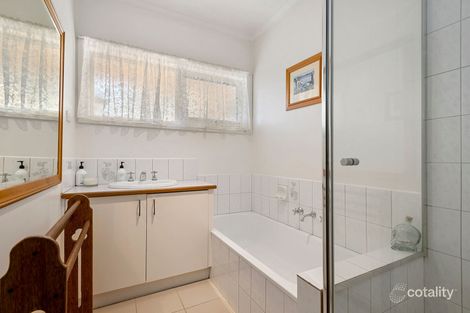 Property photo of 12 Mountain View Way Gisborne VIC 3437