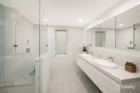 Property photo of 30 Parkside Drive Kogarah Bay NSW 2217