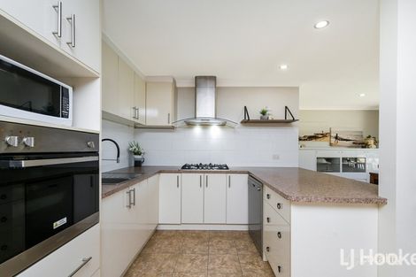 Property photo of 5 Tawny Way Thornlie WA 6108
