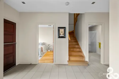 Property photo of 25 Cottage Boulevard Epping VIC 3076