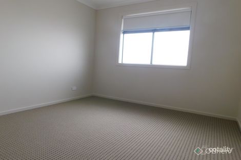 Property photo of 34 Gilded Road Werribee VIC 3030