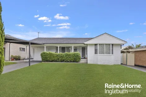 Property photo of 33 Trobriand Crescent Glenfield NSW 2167