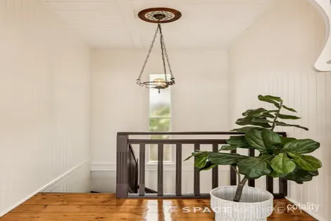 Property photo of 32 Twine Street Spring Hill QLD 4000