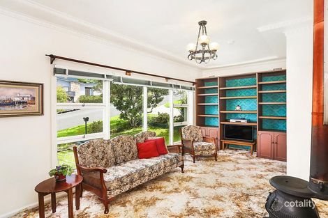 Property photo of 15 Lexburn Avenue West Wollongong NSW 2500