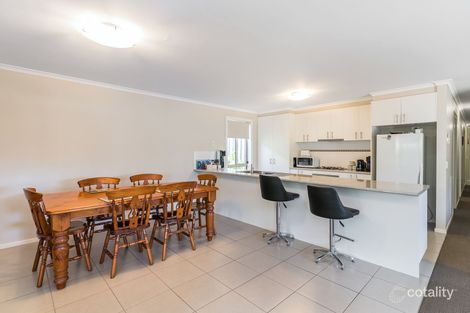 Property photo of 1/6 St George Park Drive Kangaroo Flat VIC 3555