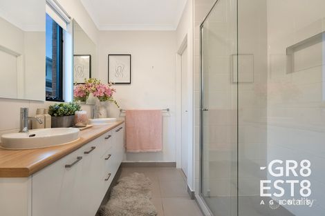 Property photo of 3 Putter Road Cranbourne VIC 3977