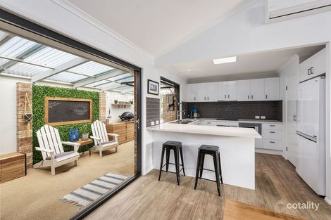 Property photo of 6 Prinia Place Burleigh Waters QLD 4220