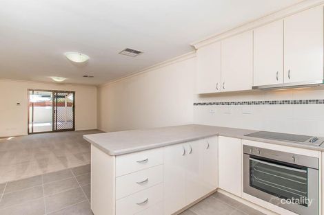 6/10 Hungerford Ave, Halls Head, WA 6210