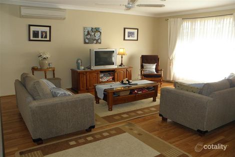 Property photo of 5 Tulloch Terrace Cessnock NSW 2325