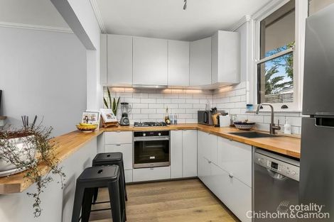 Property photo of 2/45 Foam Street Elwood VIC 3184