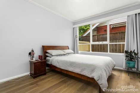 Property photo of 2/45 Foam Street Elwood VIC 3184