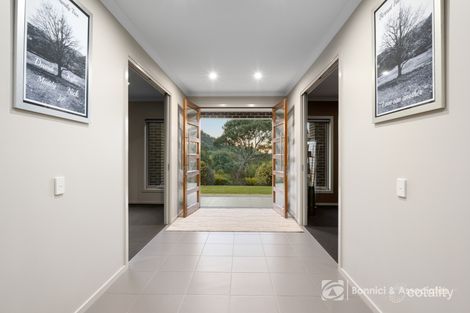 Property photo of 34 McGaffins Road West Wodonga VIC 3690