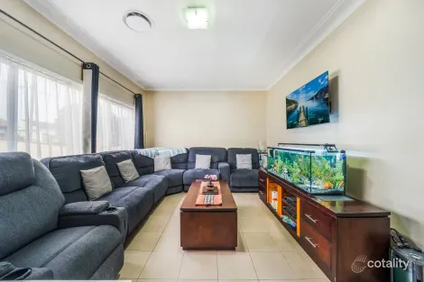 Property photo of 3 Doran Avenue Lurnea NSW 2170