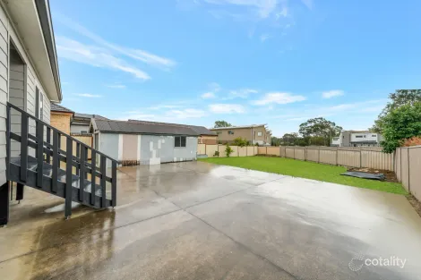 Property photo of 3 Doran Avenue Lurnea NSW 2170