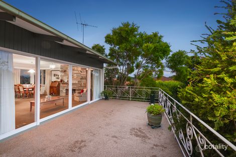 Property photo of 12 Interlaken Parade Rosanna VIC 3084