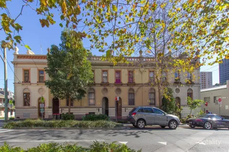 1/223 Bourke St, Darlinghurst, NSW 2010