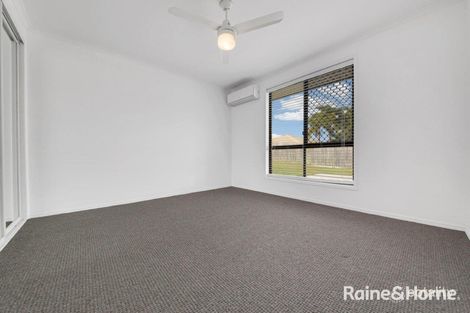 Property photo of 8 Jenolan Court New Auckland QLD 4680