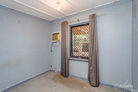 Property photo of 2 Hakea Road Camillo WA 6111
